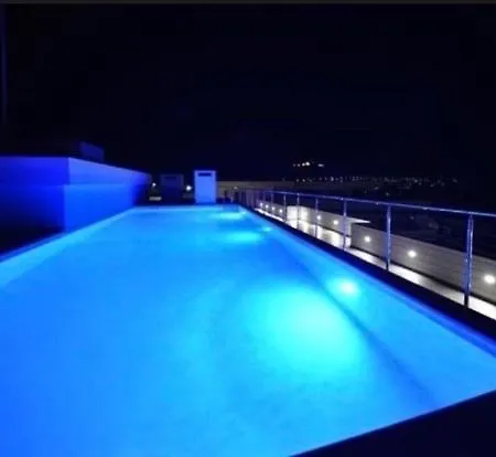 Noir Luxury * トレビニエ