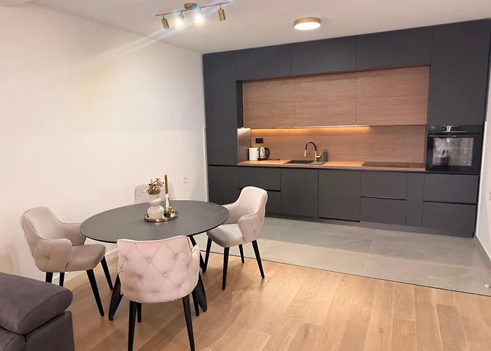 Noir De Luxe شقة *